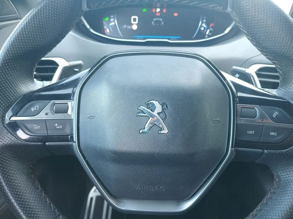 Peugeot 5008 1.6 Gt-Line Puretech 4x2 180 Eat8 5p año 2020