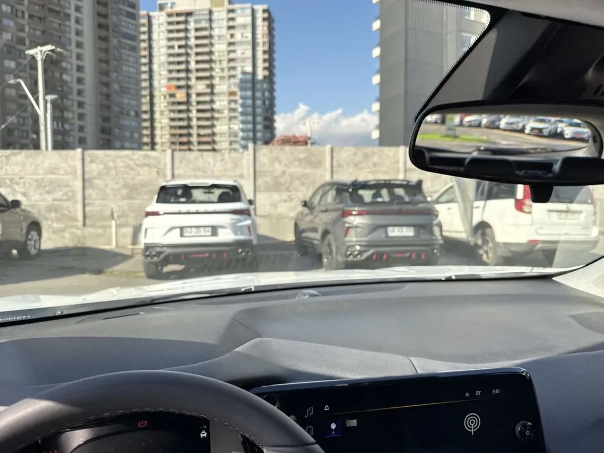 Chevrolet Tracker 1.2t Ltz T 4x2 At 5p año 2026