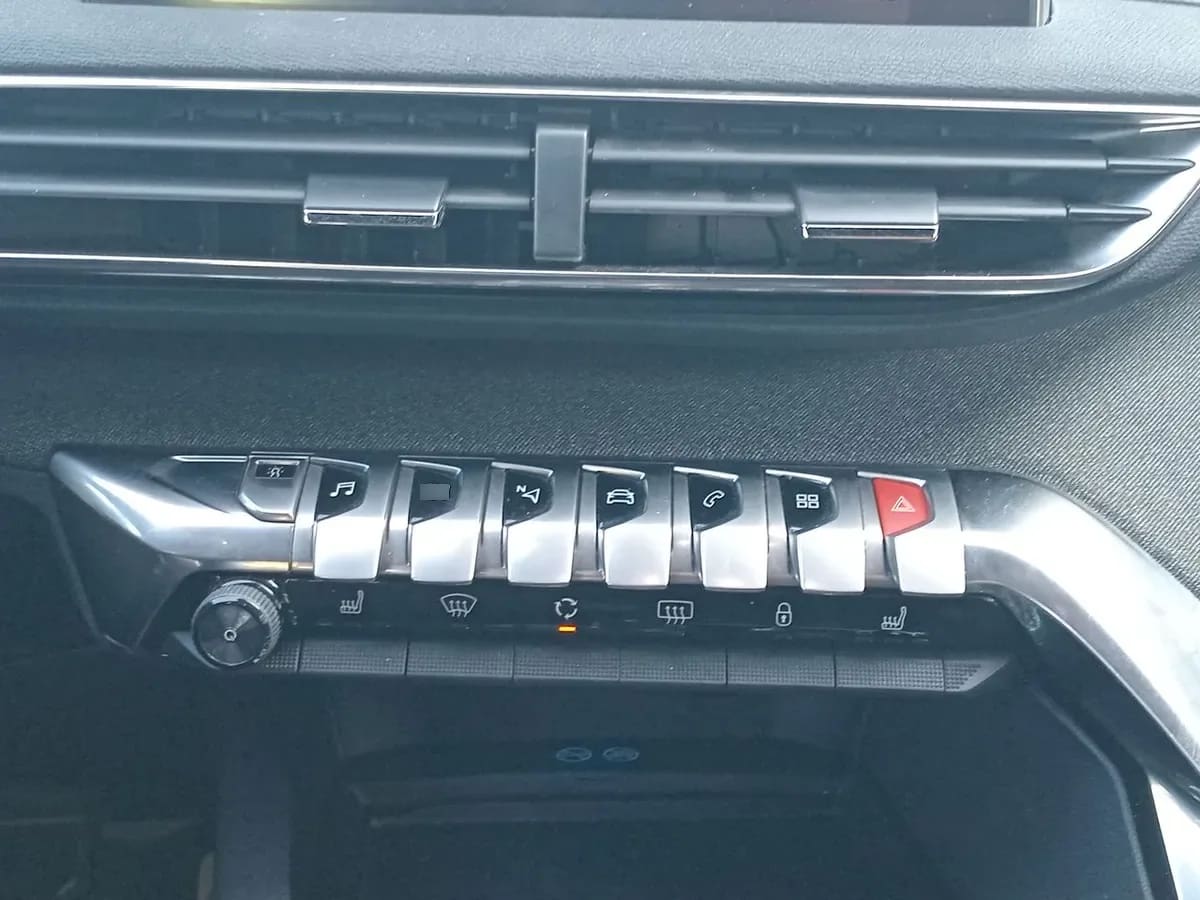 Peugeot 5008 1.6 Gt-Line Puretech 4x2 180 Eat8 5p año 2020