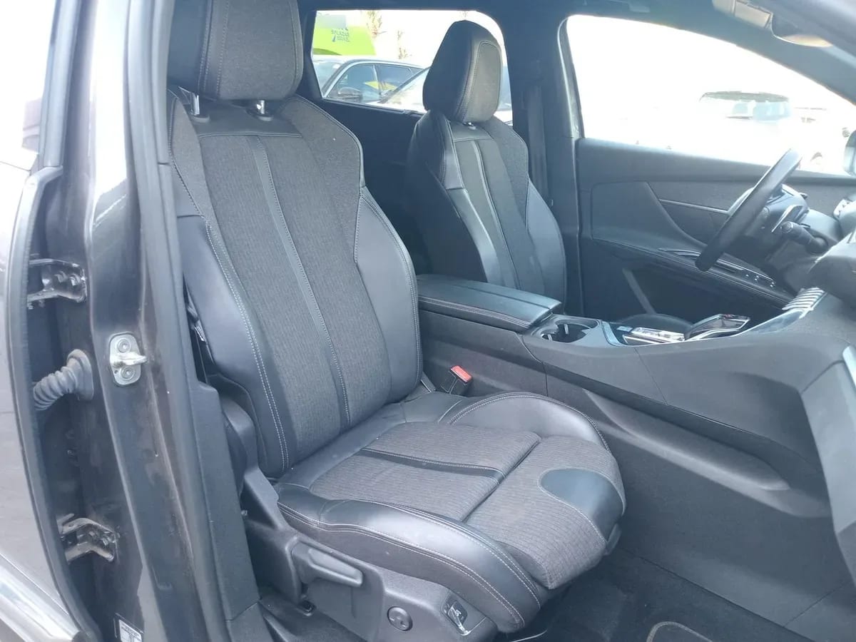 Peugeot 5008 1.6 Gt-Line Puretech 4x2 180 Eat8 5p año 2020