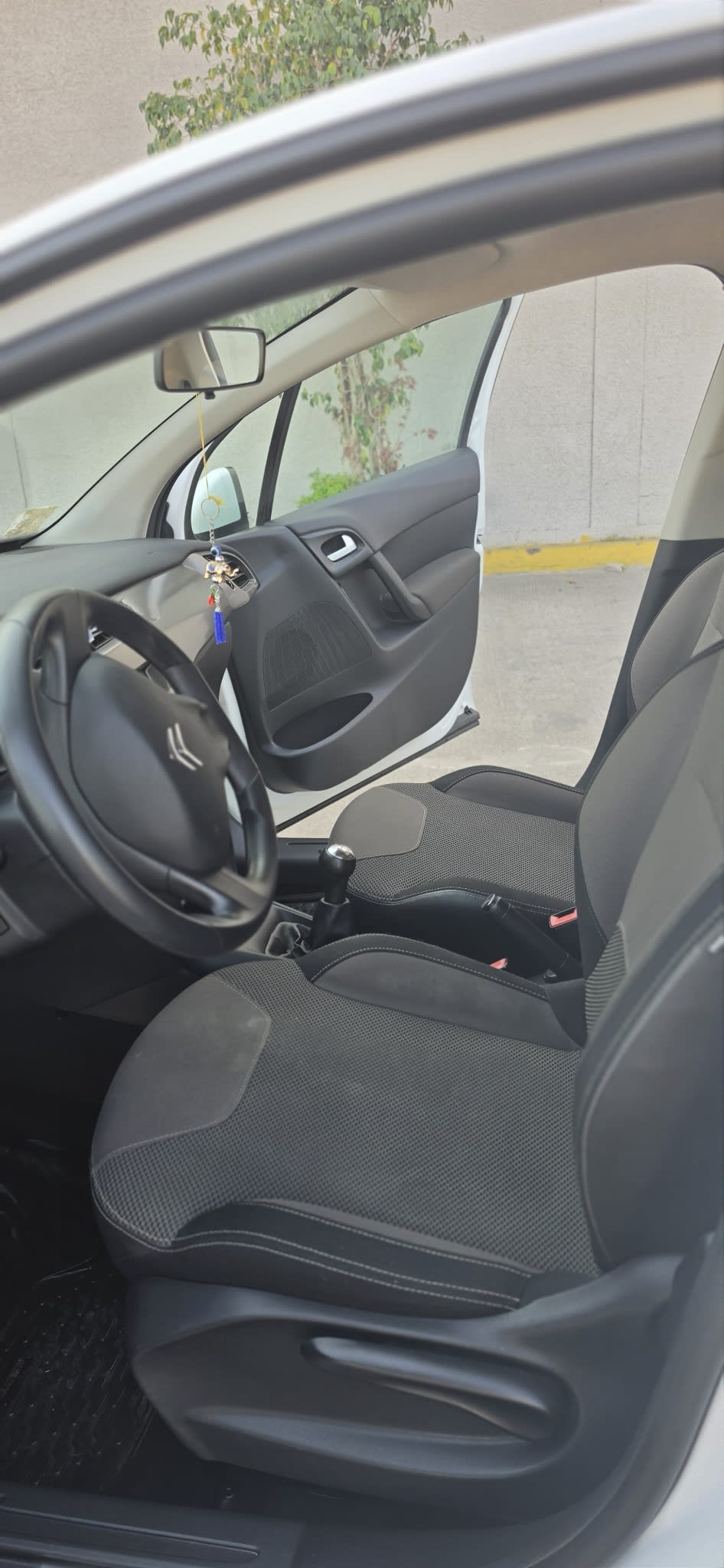 CITROEN C-3 1.2 Vti Attraction Mt año 2015