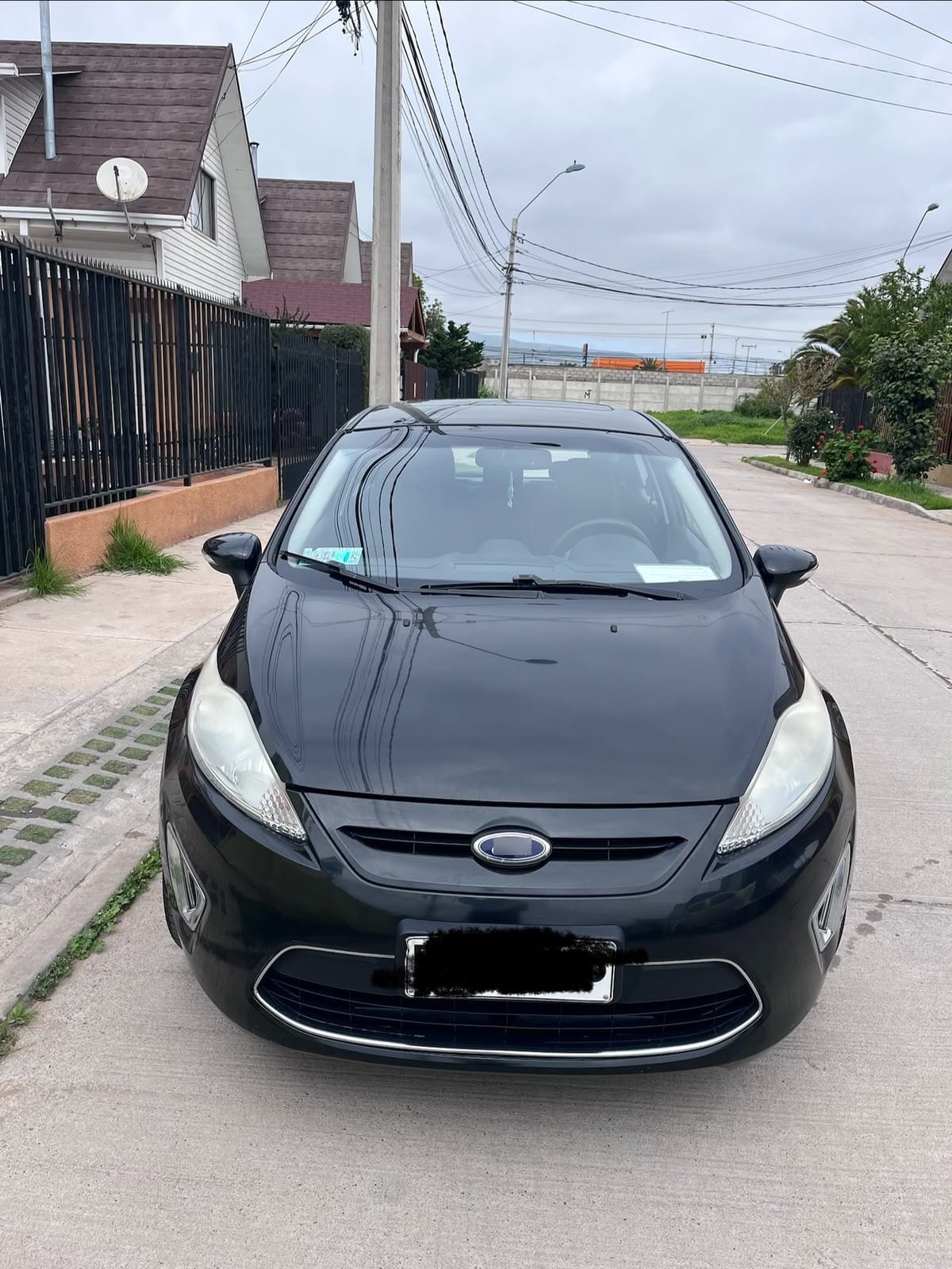 Ford Fiesta 1.6 Se 4p Mt año 2013