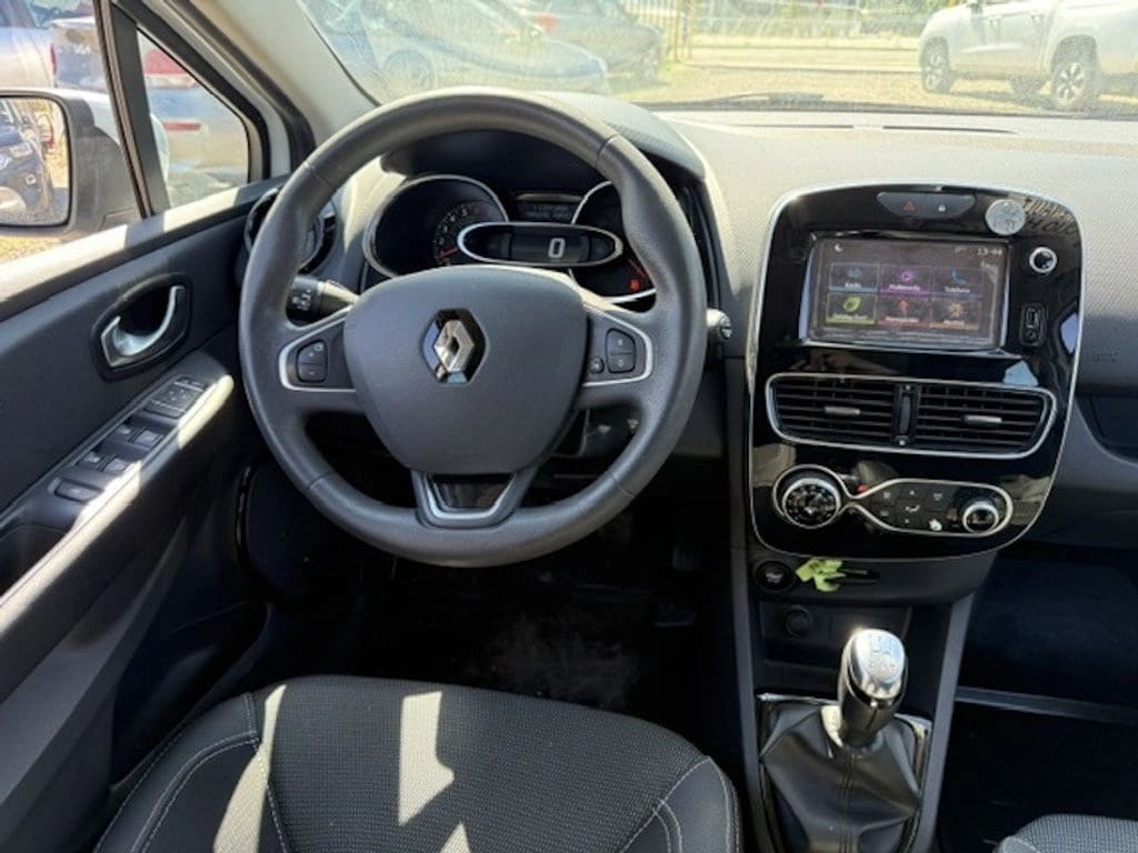Renault Clio 1.2 Expression año 2017