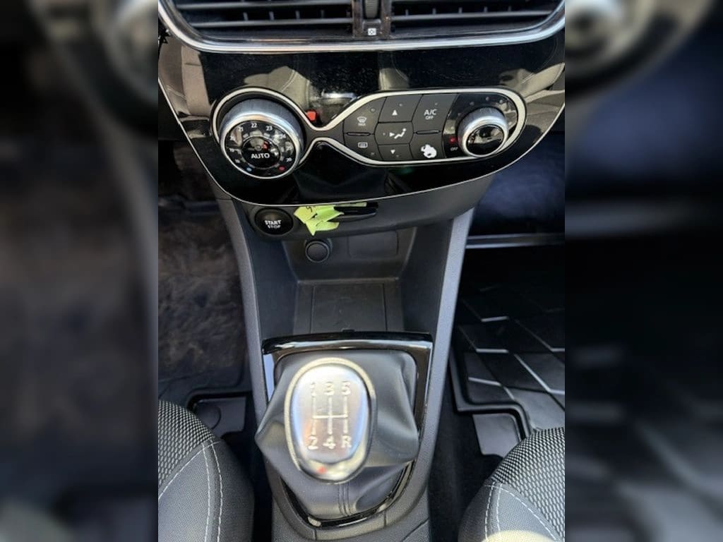 Renault Clio 1.2 Expression año 2017