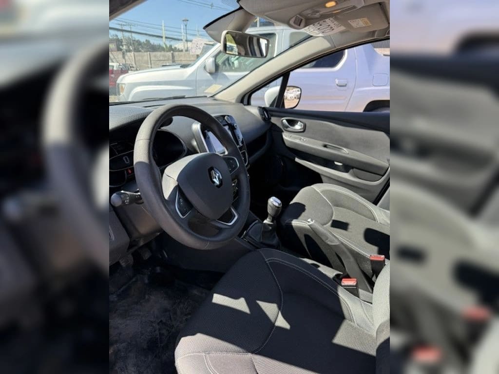 Renault Clio 1.2 Expression año 2017