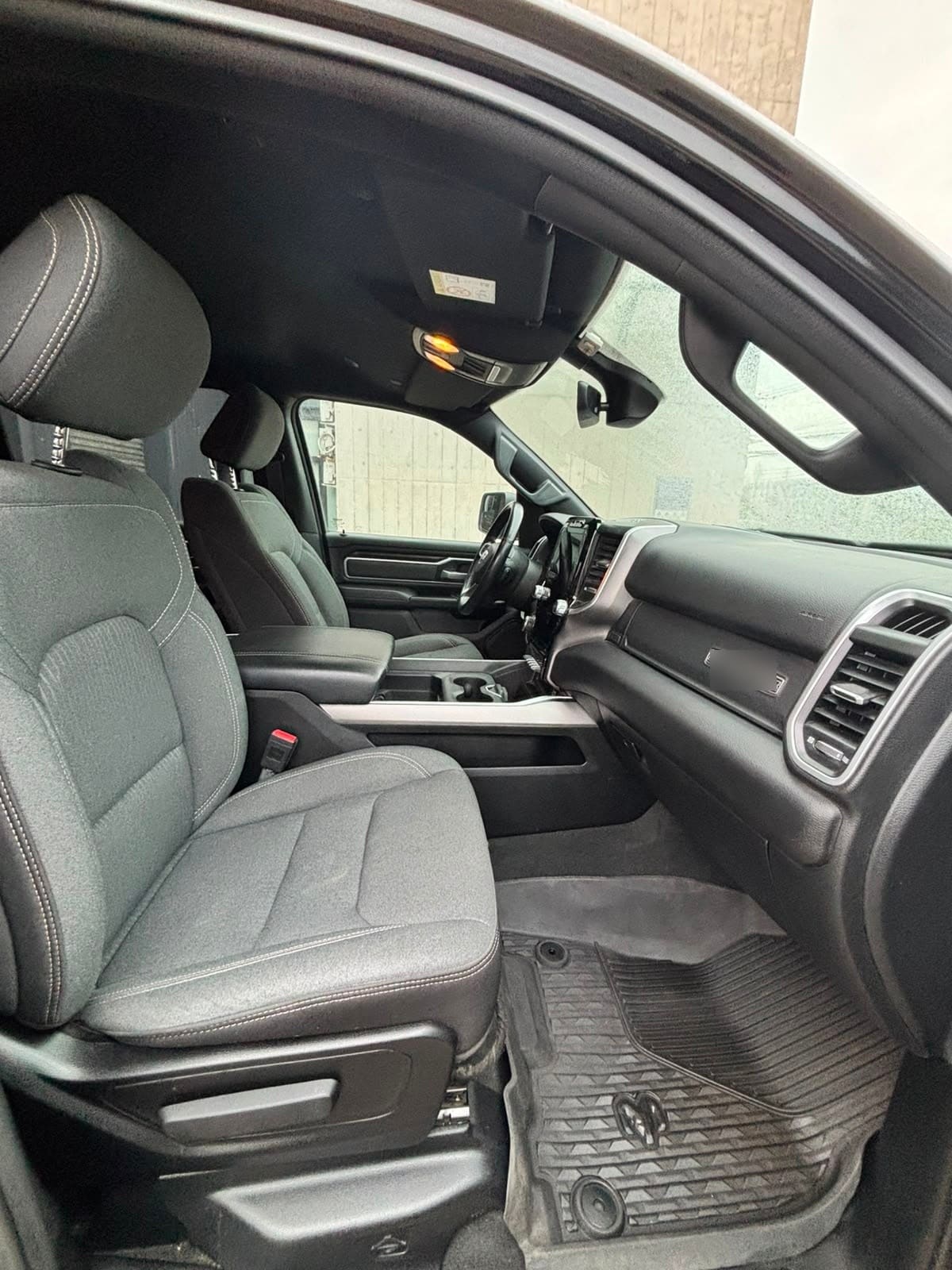 RAM 1500 3.6 Crew Cab Slt At 4x4 año 2023