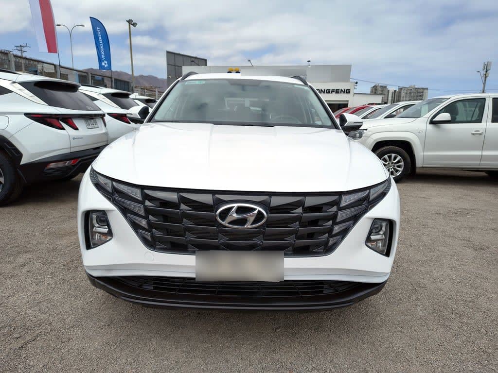 Hyundai Tucson 2.0 Gasolina 4x4 T/a año 2024