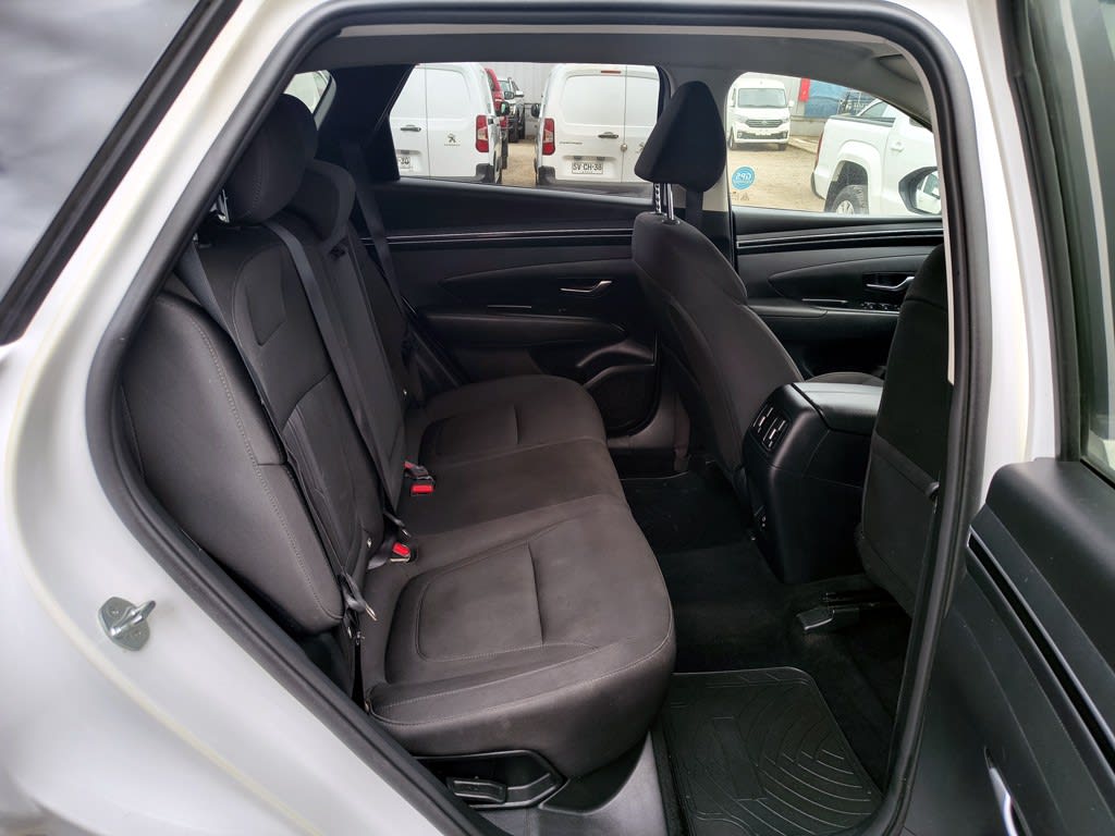 Hyundai Tucson 2.0 Gasolina 4x4 T/a año 2024