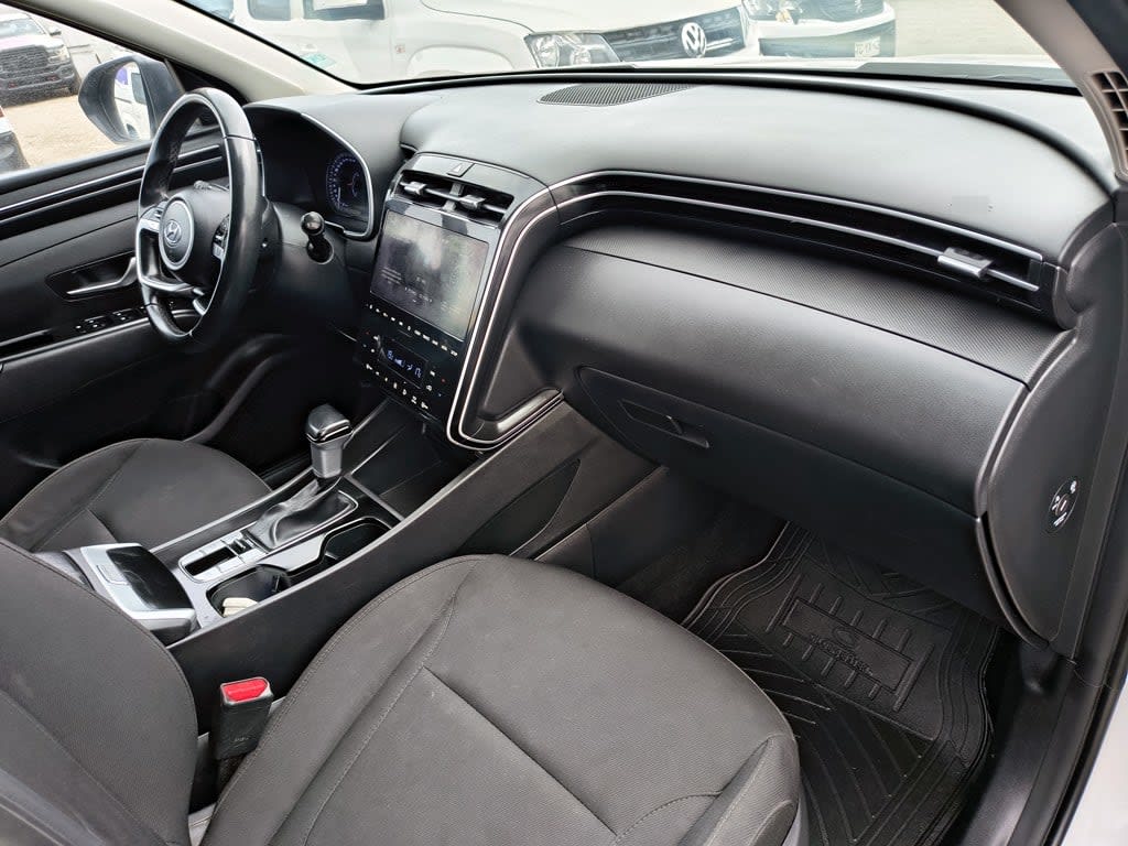 Hyundai Tucson 2.0 Gasolina 4x4 T/a año 2024