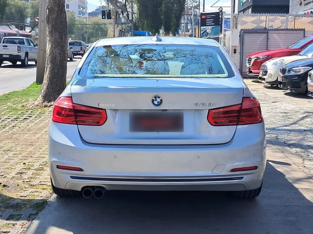 BMW 320 2.0 Sport At año 2018