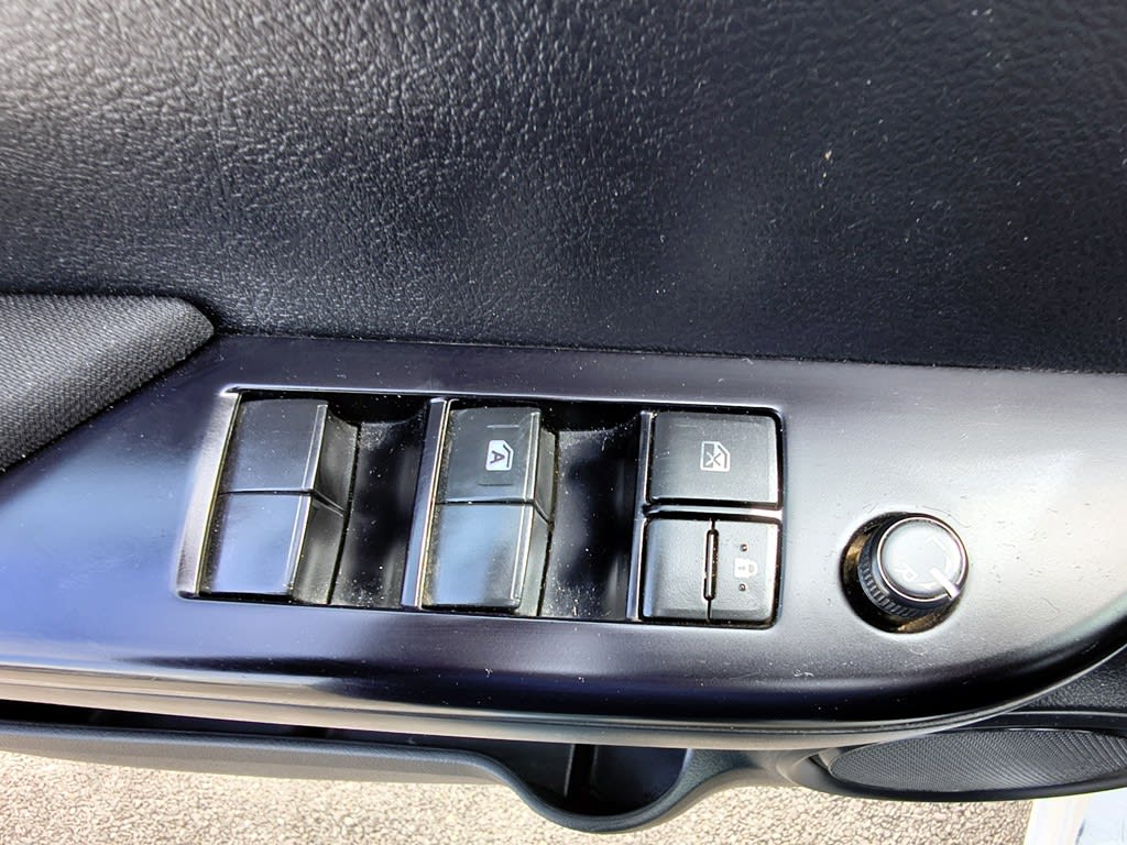 Toyota Hilux 2.4 Diesel 4x2 T/m año 2021