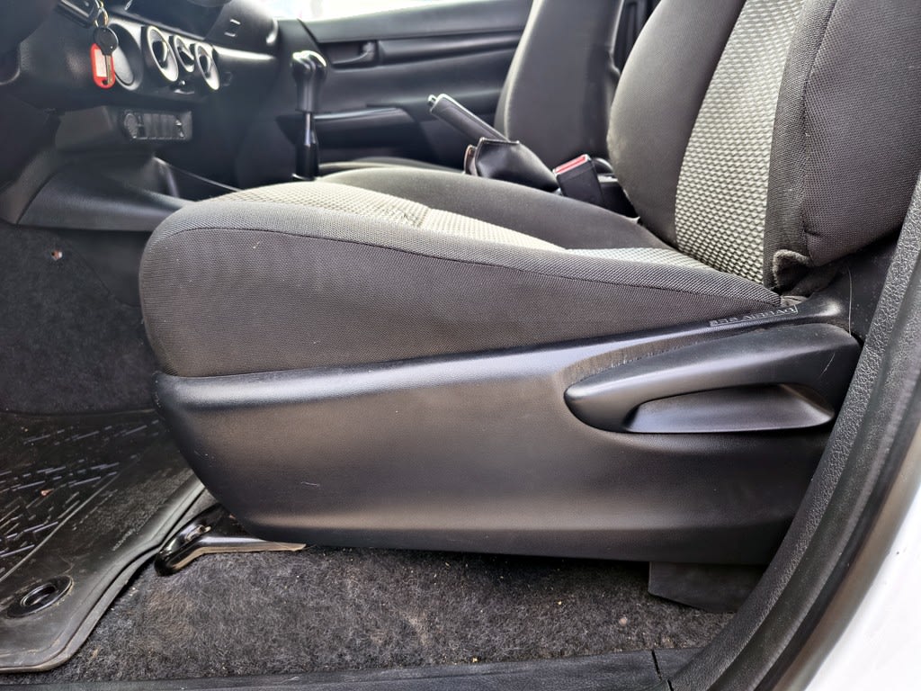 Toyota Hilux 2.4 Diesel 4x2 T/m año 2021