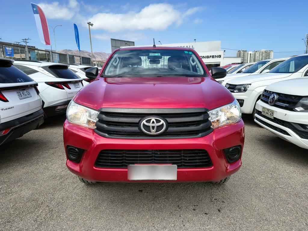 Toyota Hilux 2.4 Diesel 4x2 T/m año 2022