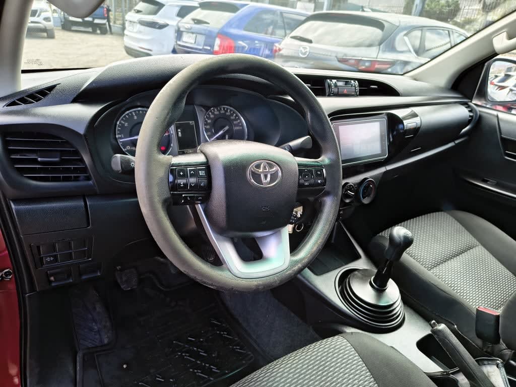 Toyota Hilux 2.4 Diesel 4x2 T/m año 2022