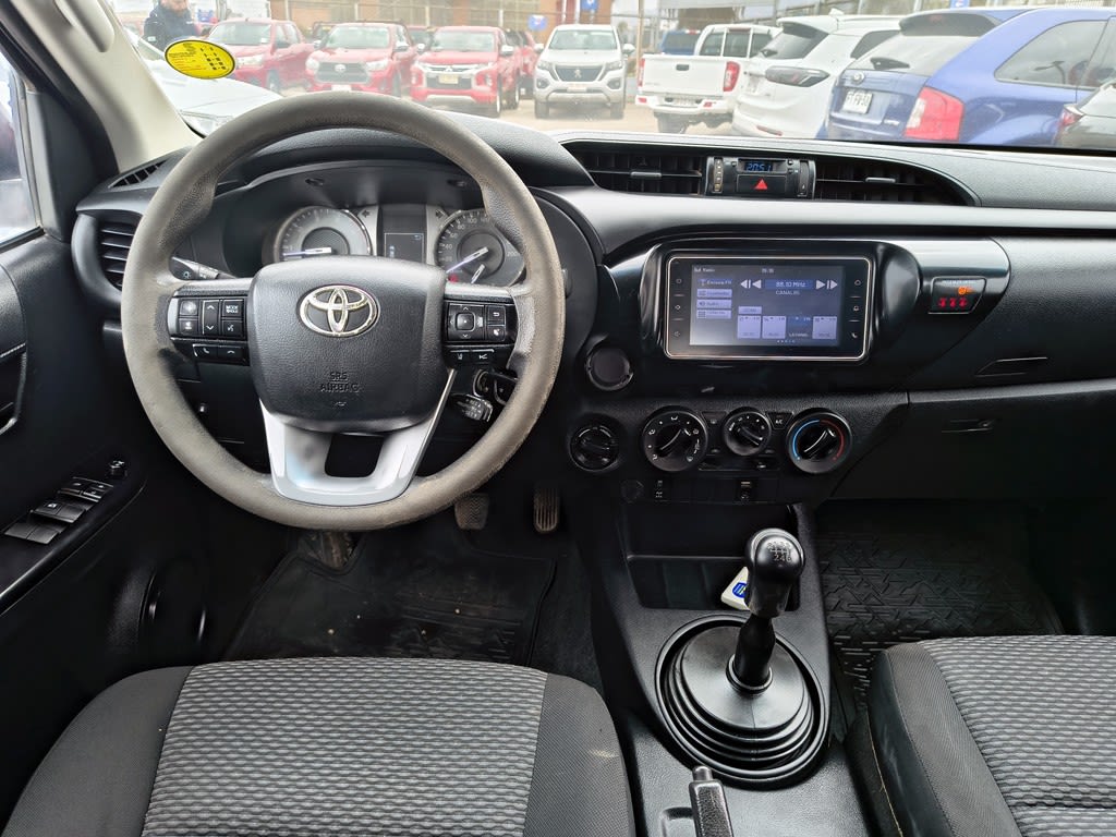 Toyota Hilux Tss 2.4 Diesel 4x4 T/m año 2023