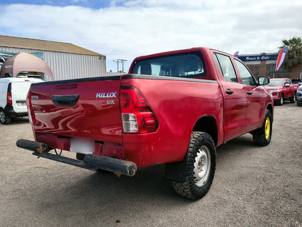 Toyota Hilux Tss 2.4 Diesel 4x4 T/m año 2023