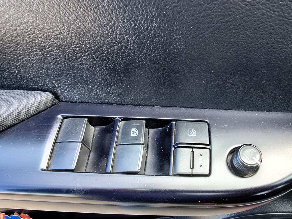 Toyota Hilux Tss 2.4 Diesel 4x4 T/m año 2023