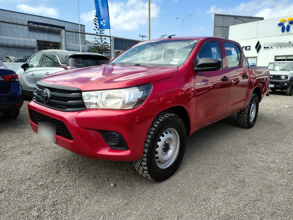 Toyota Hilux Tss 2.4 Diesel 4x4 T/m año 2023