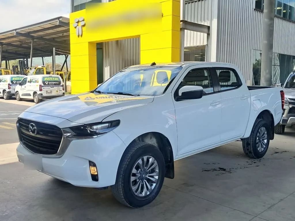 Mazda Bt-50 3.0 4x4 Mt año 2023