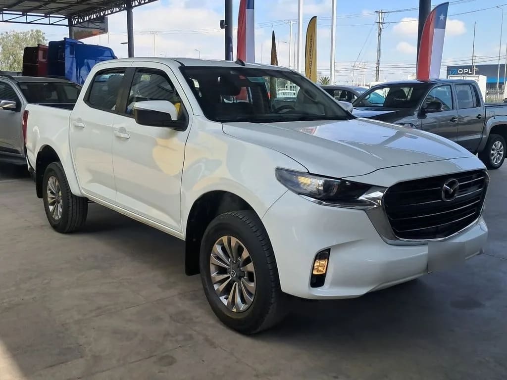 Mazda Bt-50 3.0 4x4 Mt año 2023
