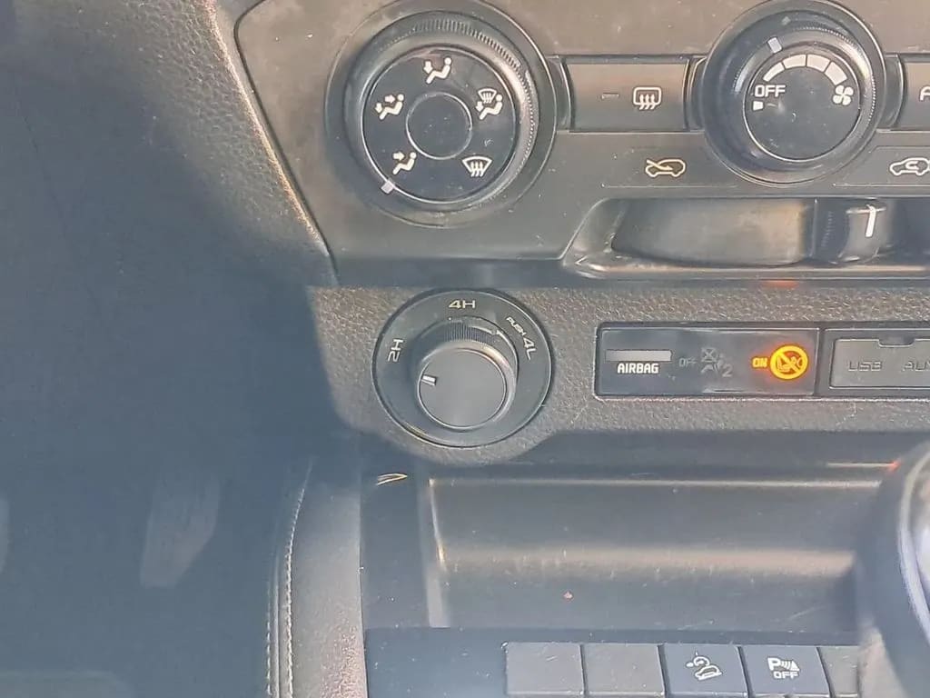 Mazda Bt-50 3.0 4x4 Mt año 2023