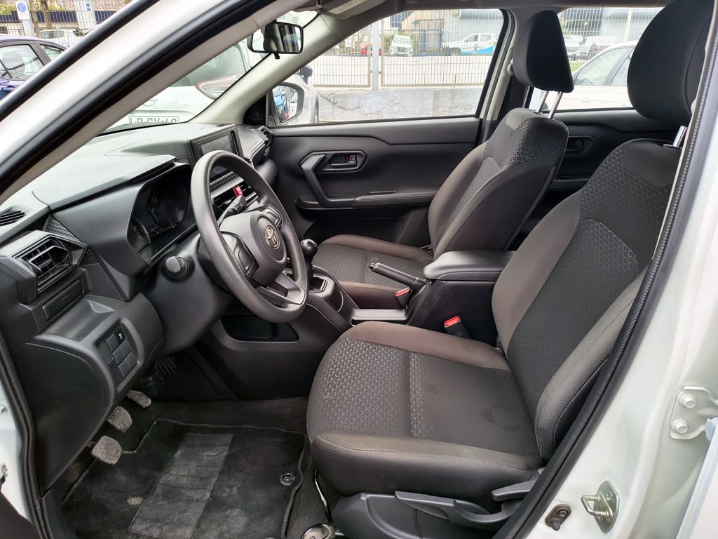 Toyota Raize 1.2 Gasolina 4x2 T/m año 2025