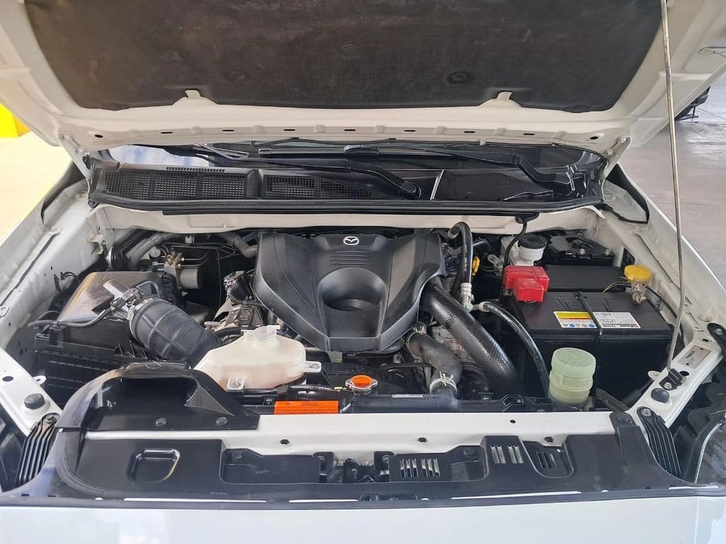 Mazda Bt-50 3.0 4x4 Mt año 2023