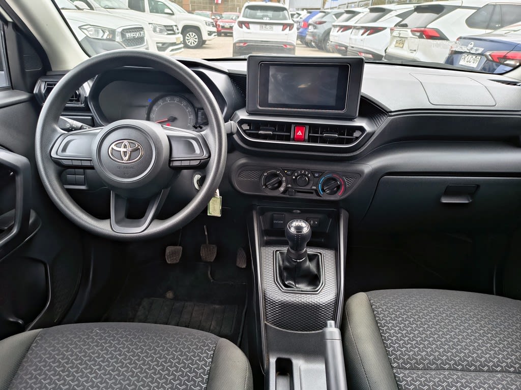 Toyota Raize 1.2 Gasolina 4x2 T/m año 2025
