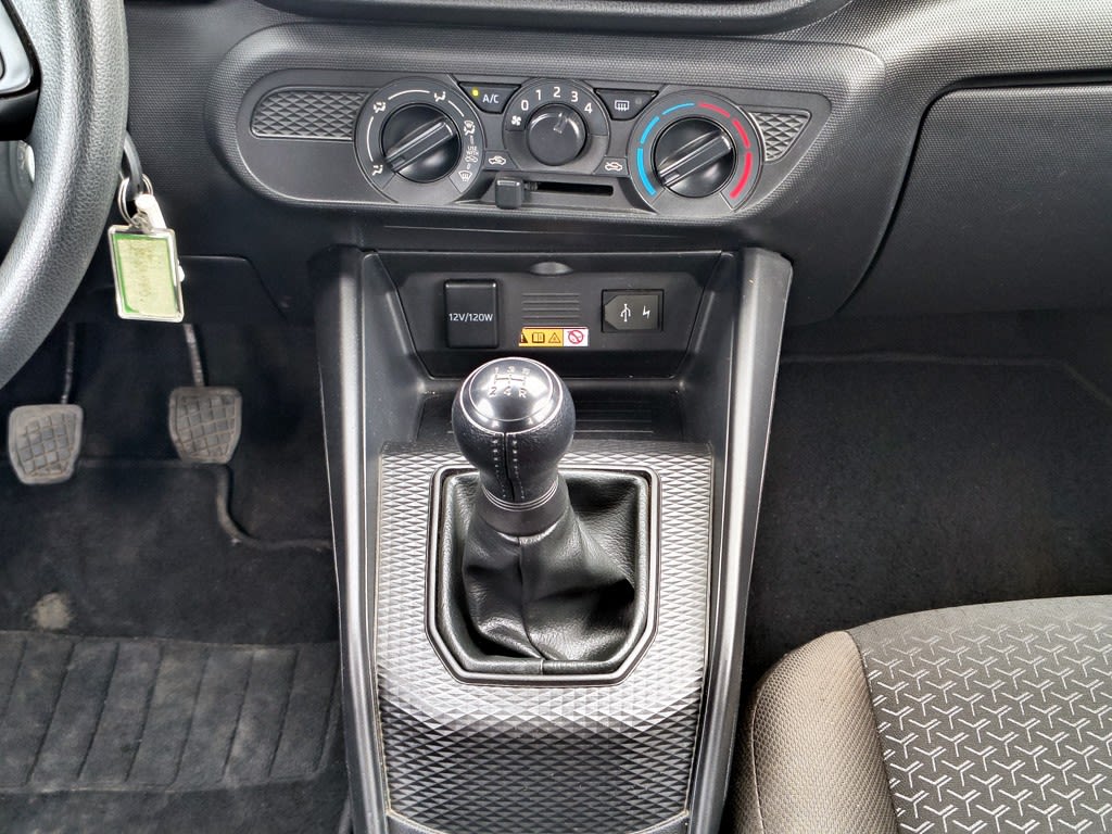 Toyota Raize 1.2 Gasolina 4x2 T/m año 2025