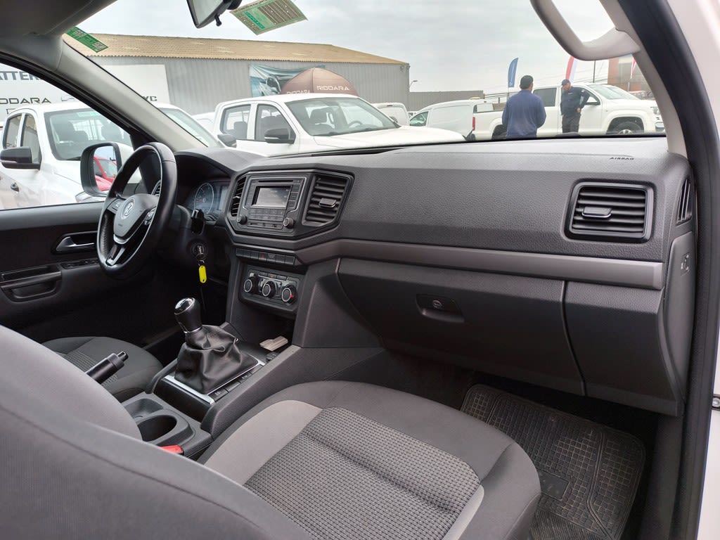 Volkswagen Amarok 2.0 Diesel 4x2 T/m año 2023