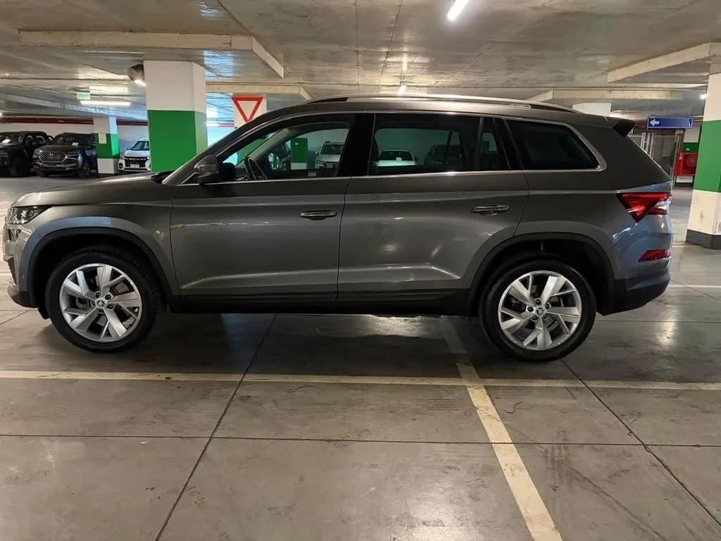 Skoda Kodiaq 2.0 Tsi Style 4x4 Dsg7 At 5p año 2024