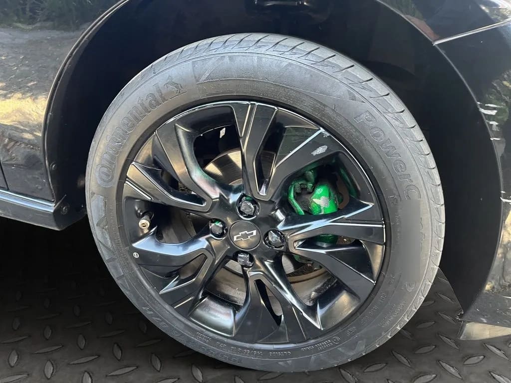 Chevrolet Onix Hb Rs 1.0t año 2021
