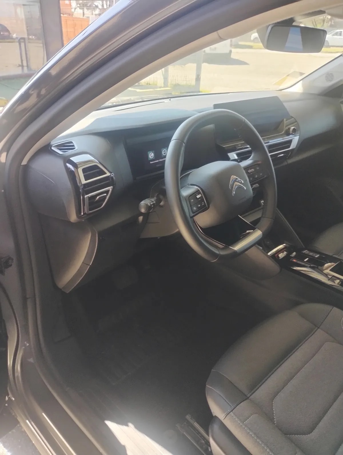CITROEN C-4 1.2 Puretech 130 S&s Eat8 Feel Pack At año 2025