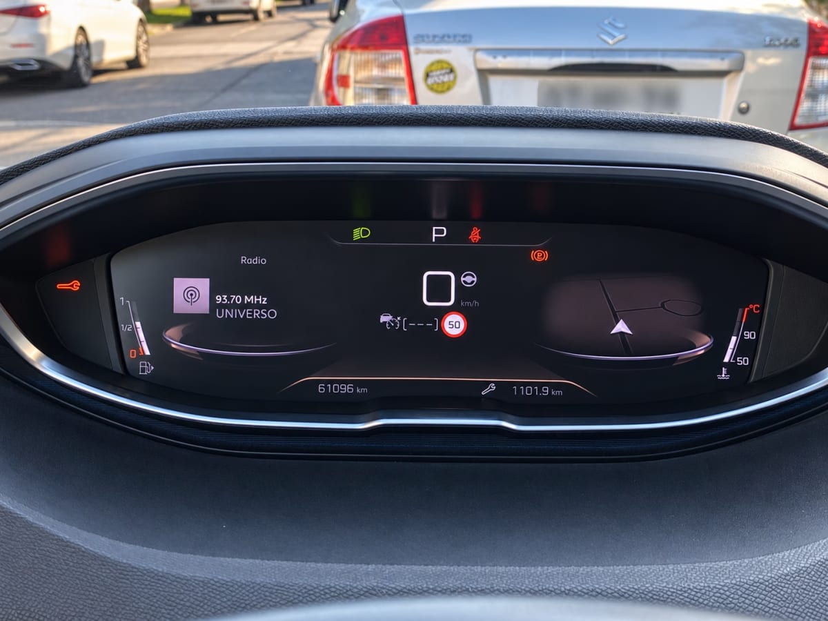 Peugeot 5008 Gt Bluehdi 4x2 año 2023