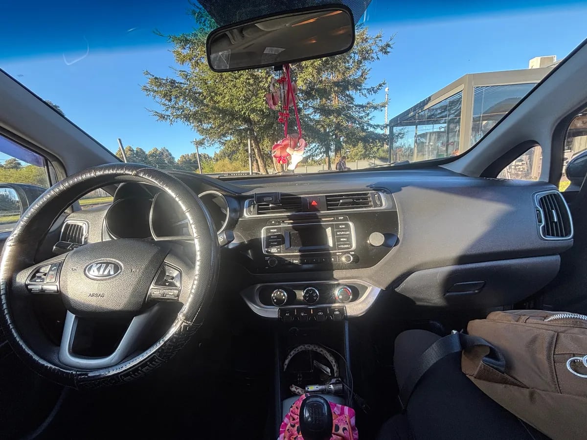 KIA MOTORS RIO 5 1.4 Ex Eurocopa Mt año 2016
