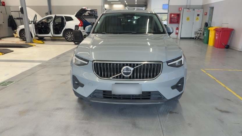 Volvo Xc40 2.0 B4 Ultimate Hibrido Fwd At 5p año 2024