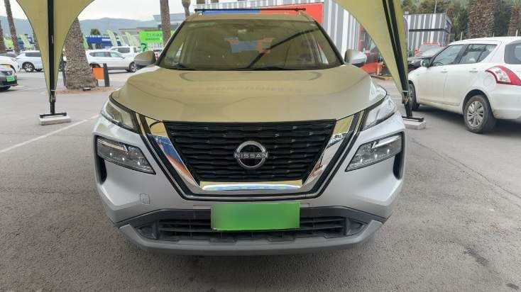 Nissan X-Trail 2.5 Sense 4x2 3row Cvt At 5p año 2024