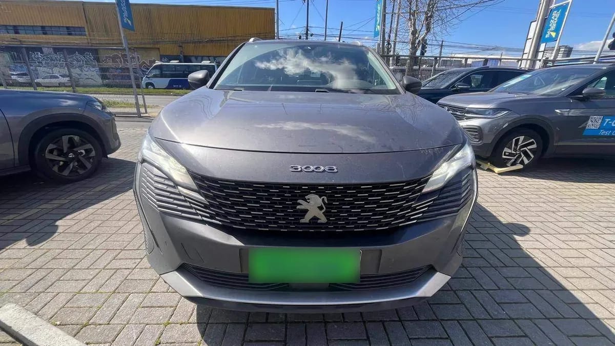 Peugeot 3008 1.5 Allure Pack Bluehdi 4x2 130 Eat8 5p año 2022
