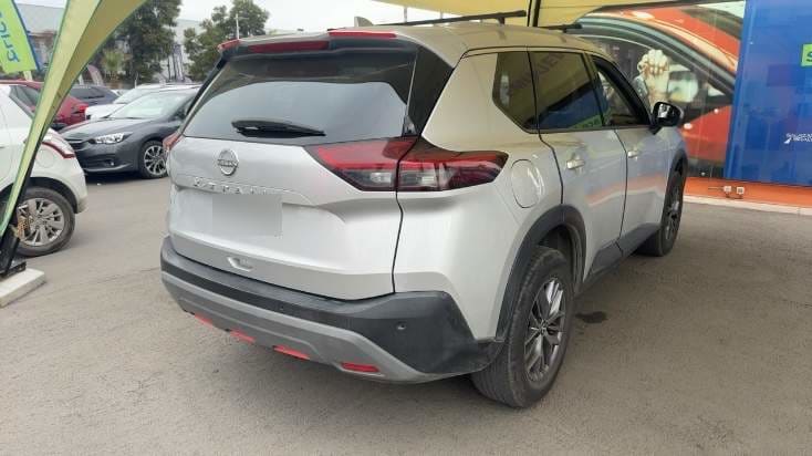 Nissan X-Trail 2.5 Sense 4x2 3row Cvt At 5p año 2024