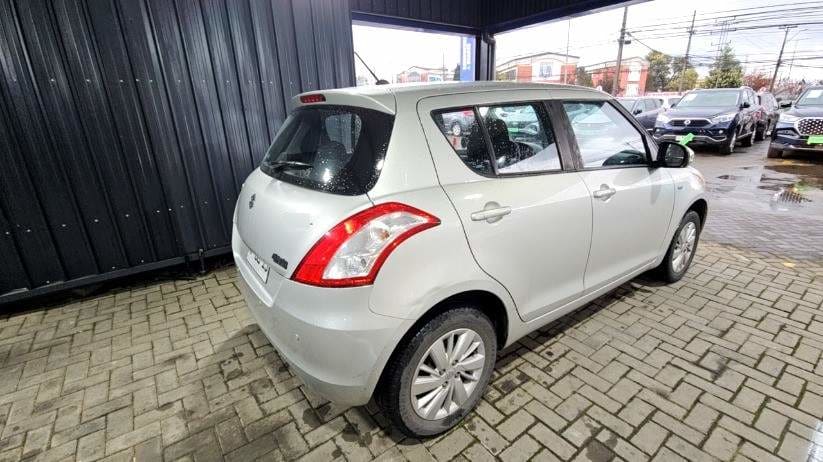 Suzuki Swift 1.2 Gl Sport 4x2 Hb Ac Mt 5p año 2018