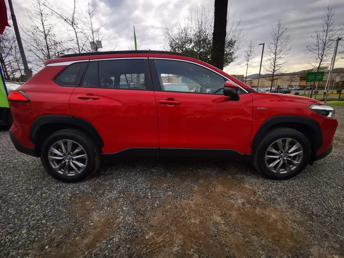 Toyota Corolla Cross 1.8 Xei Hybrid 4x2 Cvt At 5p año 2025