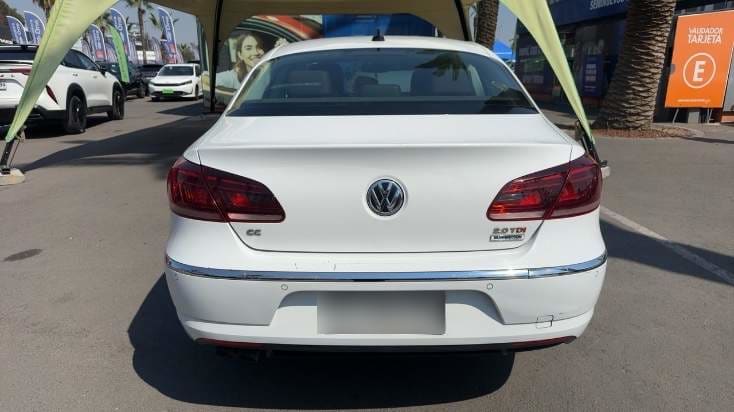 Volkswagen Passat 2.0 Tdi Diesel 4x2 At 4p año 2018