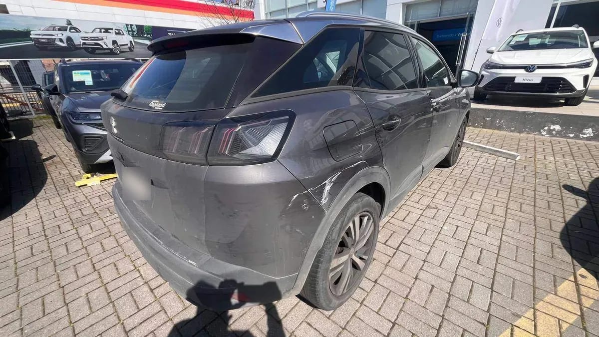 Peugeot 3008 1.5 Allure Pack Bluehdi 4x2 130 Eat8 5p año 2022
