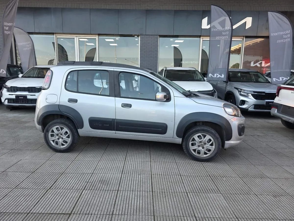 Fiat Uno 1.4 Sporting 4x2 Hb Mt 5p año 2019