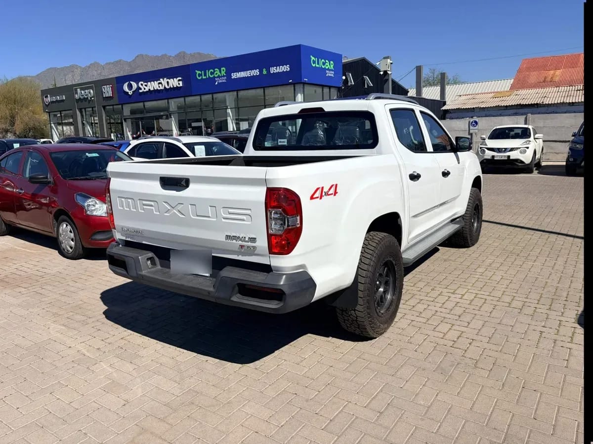 Maxus T60 2.0 Gl Diesel 4x4 Dob. Cab. Euro6 4ab Mt 4p año 2025