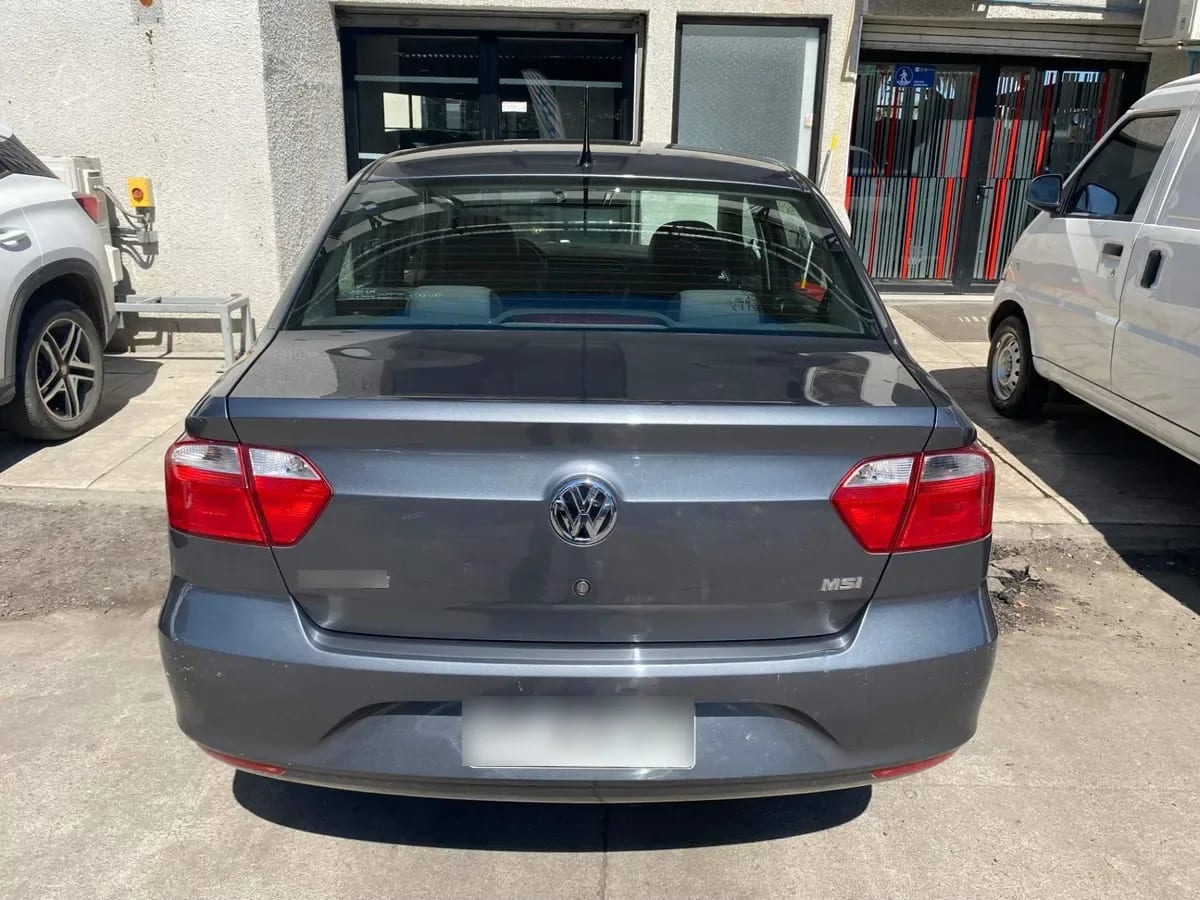 Volkswagen Voyage 1.6 4x2 Ac 2ab Mt 4p año 2017