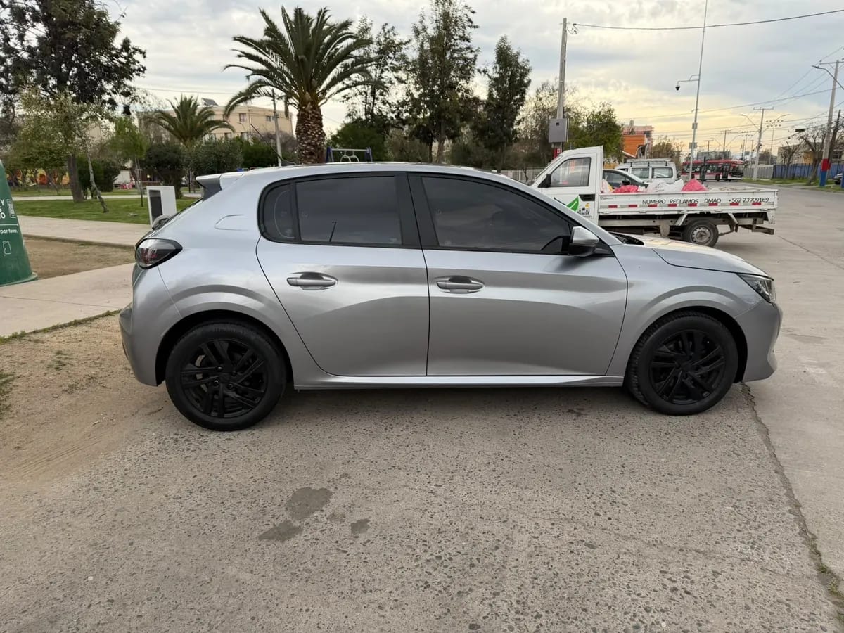 PEUGEOT 208 1.5 Active Pack Bluehdi 100 Mt Diesel año 2022