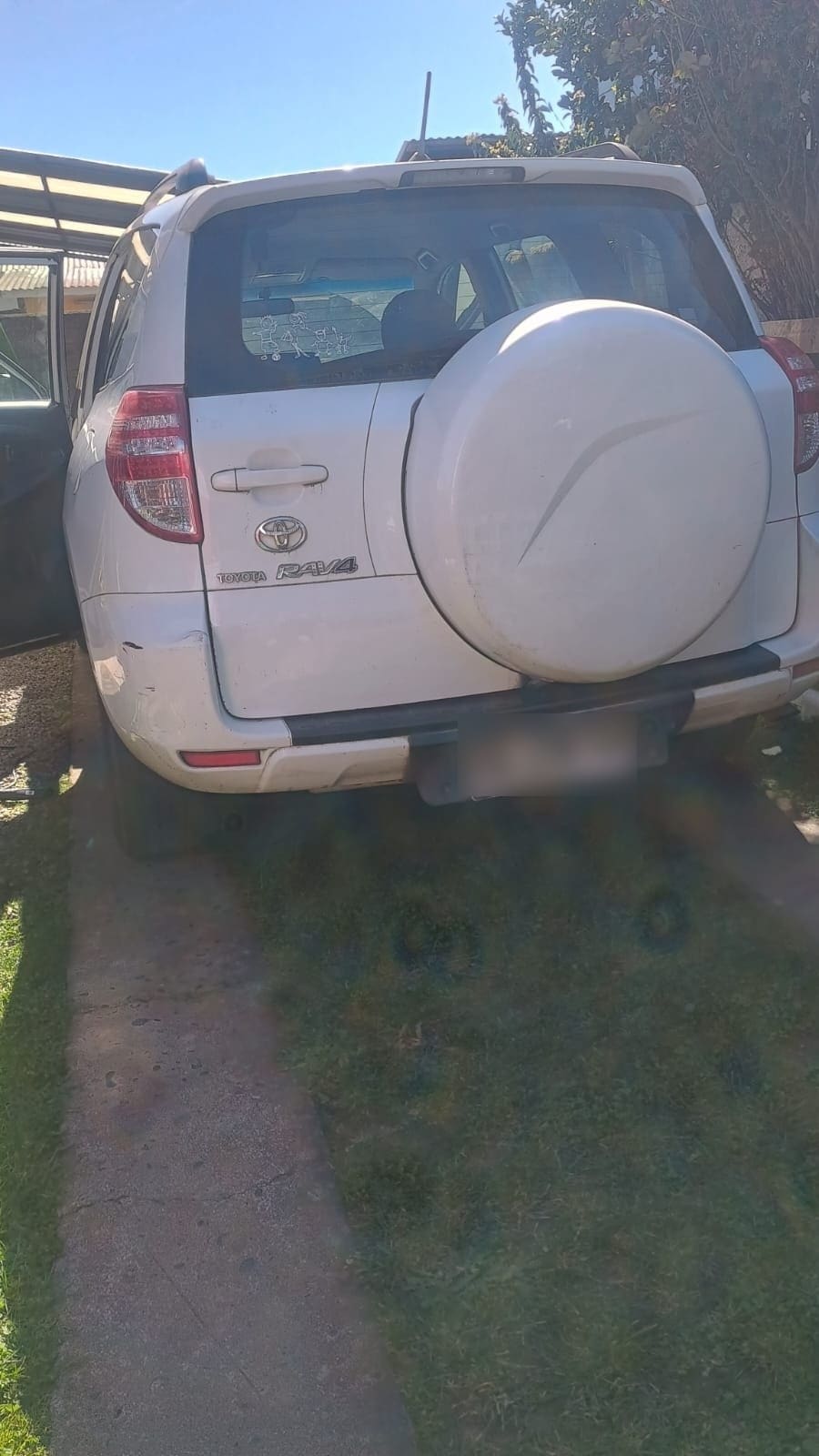 TOYOTA RAV4 2.0 Std 4x2 Mt 722ml3 año 2010