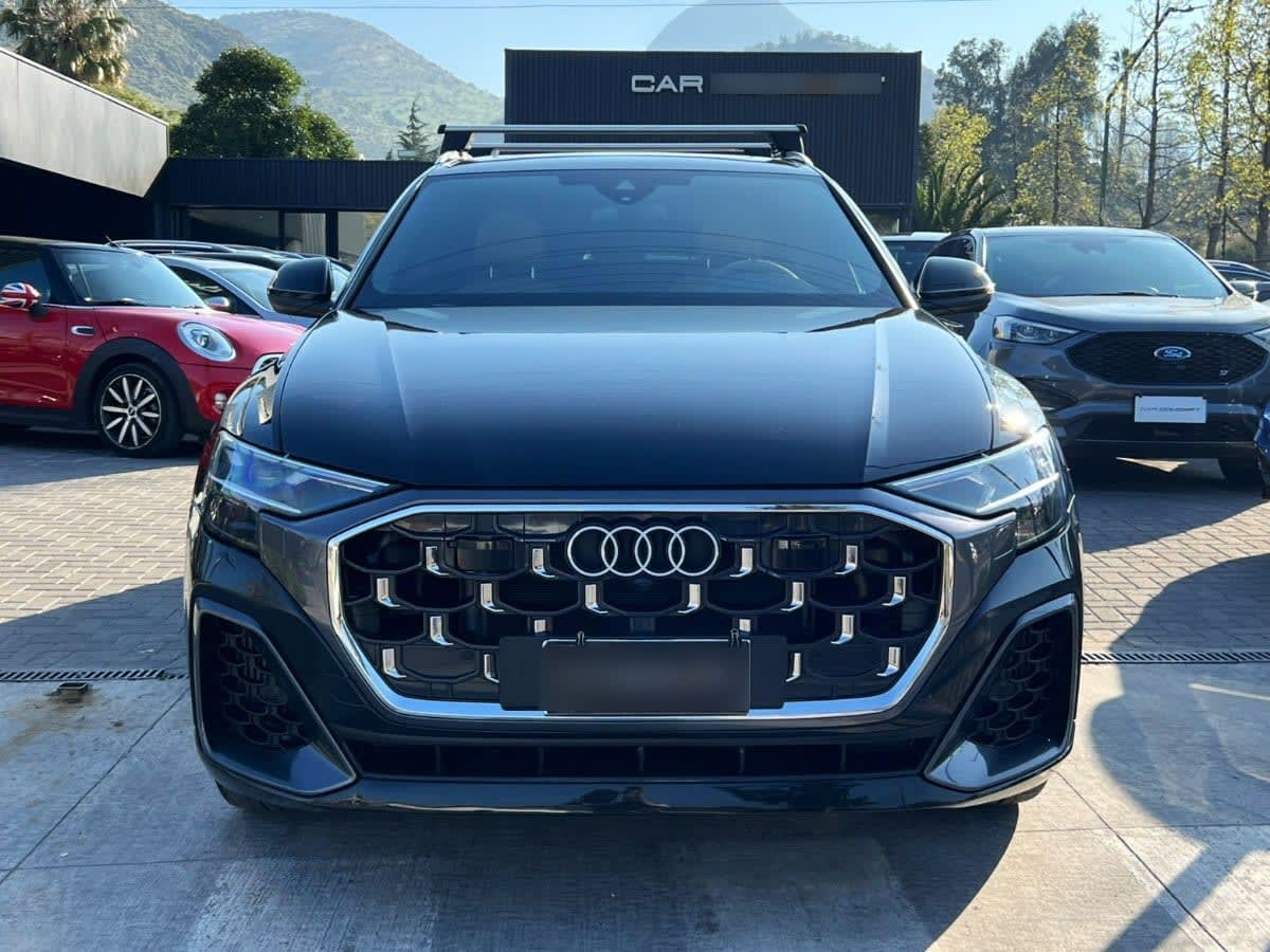 Audi Q8 55 Tfsi Quattro año 2025