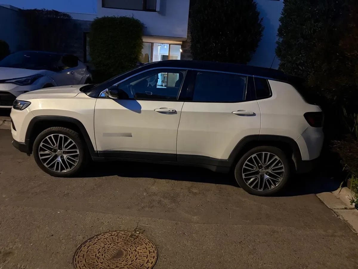 JEEP COMPASS 1.4 Limited At año 2024